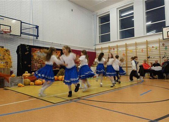 Grafika 34: Fotorelacja z obchodów Dnia Seniora w naszej szkole