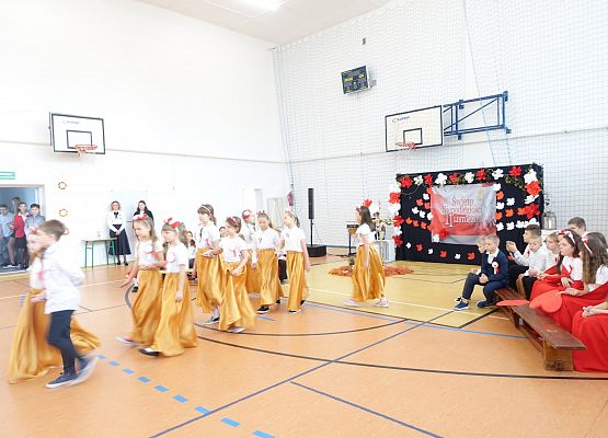 Grafika 29: Uroczysty apel z okazji 107. rocznicy odzyskania przez Polskę niepodległości 