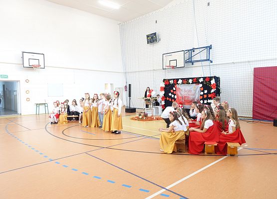 Grafika 42: Uroczysty apel z okazji 107. rocznicy odzyskania przez Polskę niepodległości 