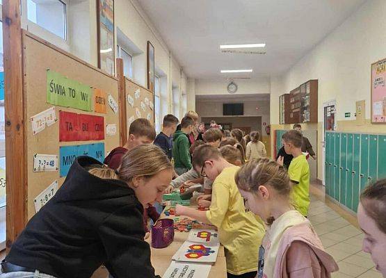 Grafika 11: Światowe Dni Tabliczki Mnożenia w Szkole Podstawowej im. Jana Brzechwy w Wicku