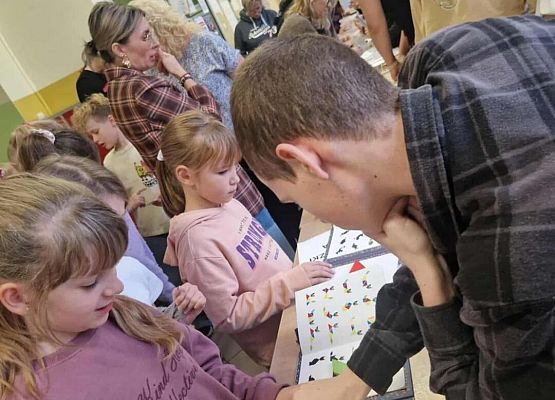 Grafika 15: Światowe Dni Tabliczki Mnożenia w Szkole Podstawowej im. Jana Brzechwy w Wicku