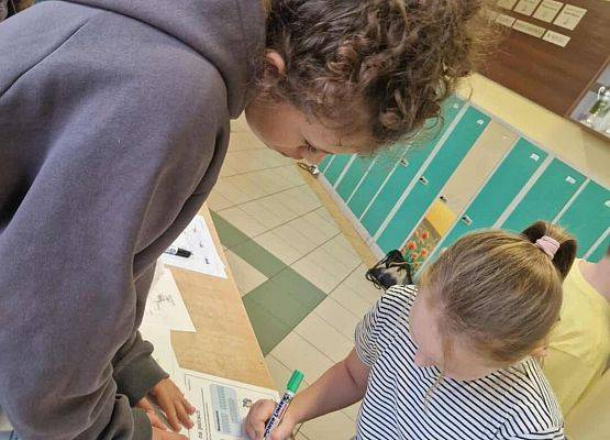 Grafika 26: Światowe Dni Tabliczki Mnożenia w Szkole Podstawowej im. Jana Brzechwy w Wicku