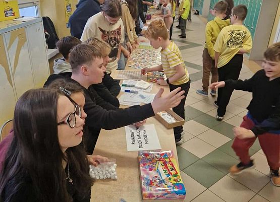 Grafika 30: Światowe Dni Tabliczki Mnożenia w Szkole Podstawowej im. Jana Brzechwy w Wicku