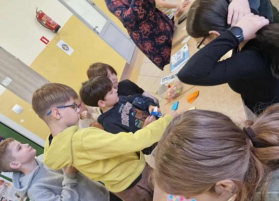 Grafika 48: Światowe Dni Tabliczki Mnożenia w Szkole Podstawowej im. Jana Brzechwy w Wicku