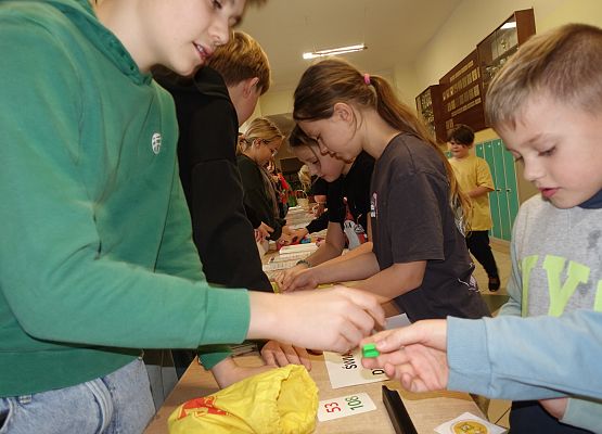 Grafika 60: Światowe Dni Tabliczki Mnożenia w Szkole Podstawowej im. Jana Brzechwy w Wicku