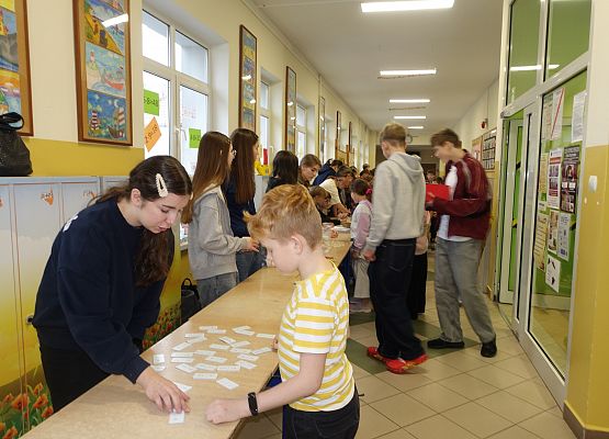 Grafika 66: Światowe Dni Tabliczki Mnożenia w Szkole Podstawowej im. Jana Brzechwy w Wicku