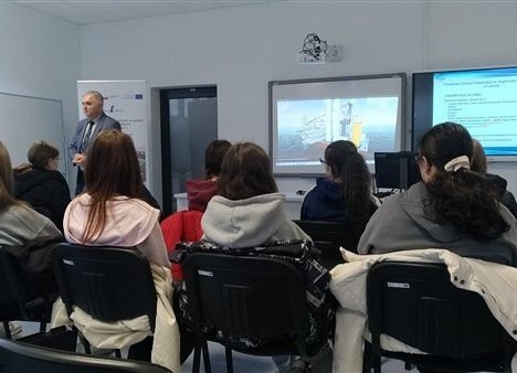 Grafika 21: Wyjazd ósmoklasistów do Lęborka do szkół średnich i branżowych w ramach preorientacji zawodowej