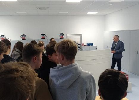 Grafika 22: Wyjazd ósmoklasistów do Lęborka do szkół średnich i branżowych w ramach preorientacji zawodowej