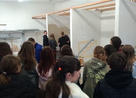 Grafika 25: Wyjazd ósmoklasistów do Lęborka do szkół średnich i branżowych w ramach preorientacji zawodowej