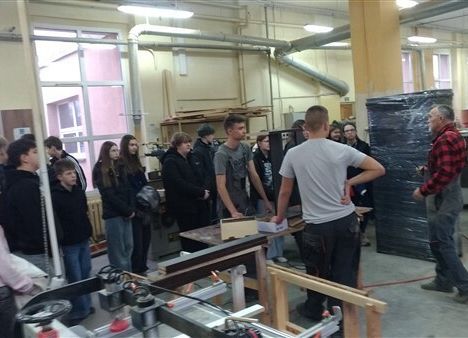 Grafika 32: Wyjazd ósmoklasistów do Lęborka do szkół średnich i branżowych w ramach preorientacji zawodowej