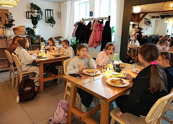 Grafika 22: Edukacyjna wyprawa do Hewelianum! 