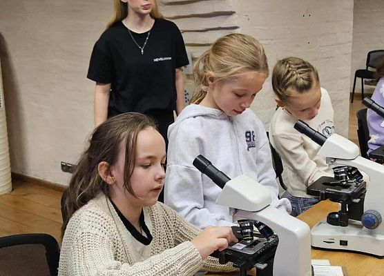 Grafika 31: Edukacyjna wyprawa do Hewelianum! 