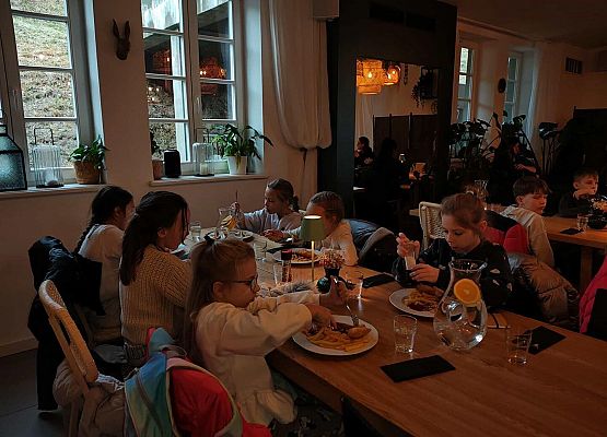 Grafika 38: Edukacyjna wyprawa do Hewelianum! 