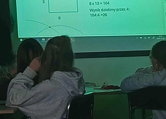 Grafika 48: Edukacyjna wyprawa do Hewelianum! 