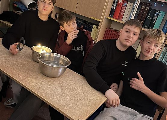 Grafika 24: Andrzejki 2025 w naszej szkole!