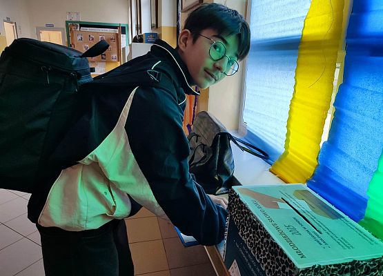 Grafika 42: Szkolny Plebiscyt na Młodzieżowe Słowo Roku 2025 rozstrzygnięty!