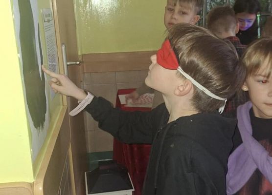 Grafika 18: Andrzejki klas I–III w Szkole Podstawowej w Wicku