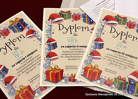 Grafika 39: Rodzinny Kiermasz Świąteczny - Wesołych Mikołajek - fotorelacja z imprezy, cz. I