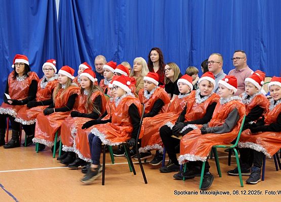 Grafika 16: Rodzinny Kiermasz Świąteczny - Wesołych Mikołajek - fotorelacja z imprezy, cz. II