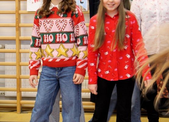 Grafika 33: Rodzinny Kiermasz Świąteczny - Wesołych Mikołajek - fotorelacja z imprezy, cz. II