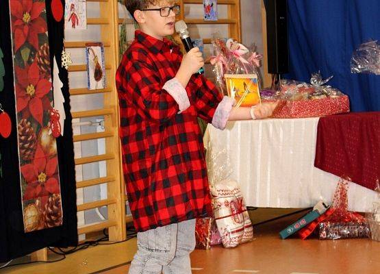 Grafika 24: Rodzinny Kiermasz Świąteczny - Wesołych Mikołajek - fotorelacja z imprezy, cz. III