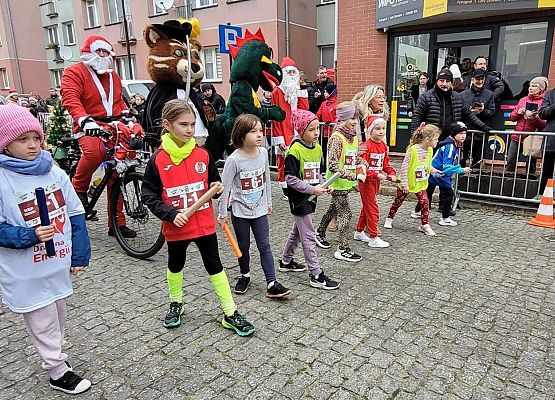 Grafika 2: Kolejny udany start w Biegu Mikołajkowym w Lęborku