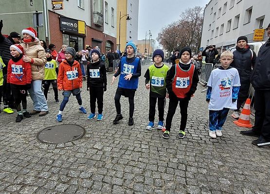 Grafika 5: Kolejny udany start w Biegu Mikołajkowym w Lęborku