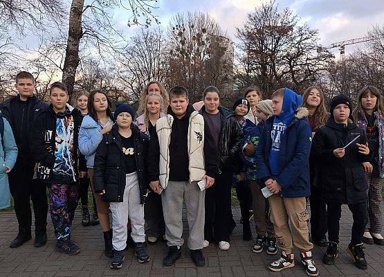 Grafika 3: Wyjazd uczniów klas piątych i szóstych SP Wicko do Teatru Muzycznego w Gdyni