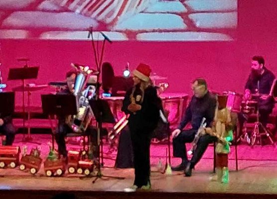 Grafika 9: Wyjazd klas piątych do słupskiej filharmonii