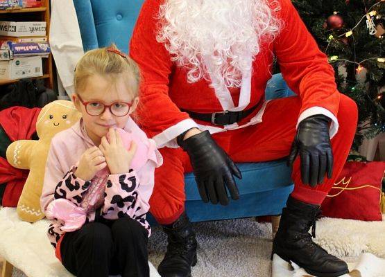 Grafika 13: 1. Fotorelacja z Rodzinnego Kiermaszu Świątecznego, 6 grudnia 2025, cz. I