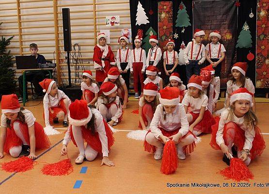 Grafika 28: 1. Fotorelacja z Rodzinnego Kiermaszu Świątecznego, 6 grudnia 2025, cz. I