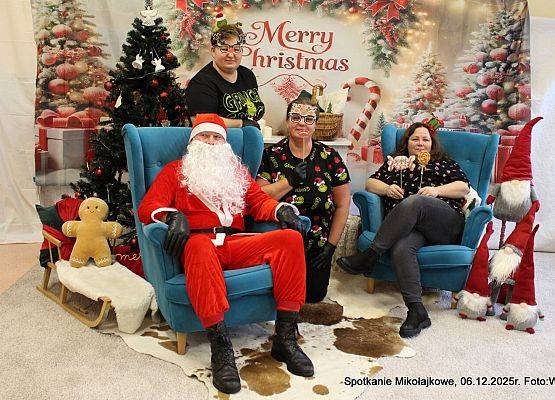 Grafika 2: 2. Fotorelacja z Rodzinnego Kiermaszu Świątecznego, 6 grudnia 2025, cz. II