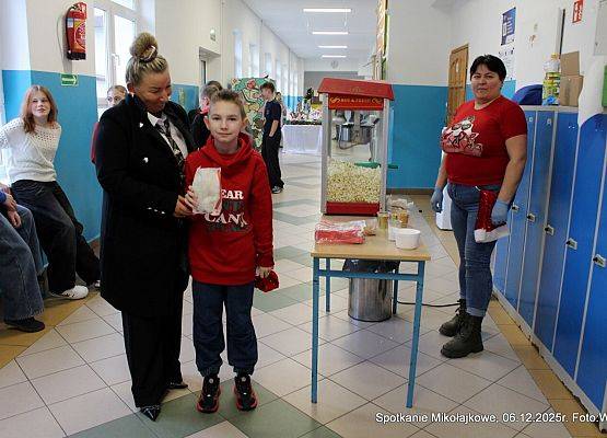 Grafika 6: 2. Fotorelacja z Rodzinnego Kiermaszu Świątecznego, 6 grudnia 2025, cz. II