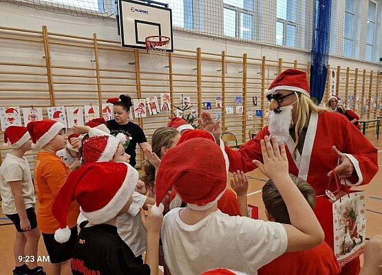 Grafika 5: Turniej Mikołajkowy dla uczniów klas I–III