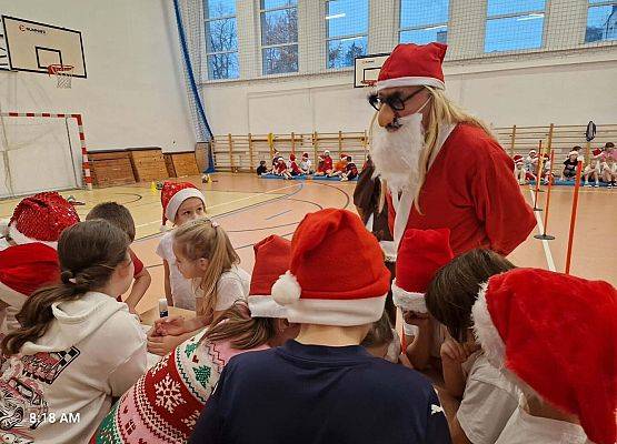 Grafika 6: Turniej Mikołajkowy dla uczniów klas I–III