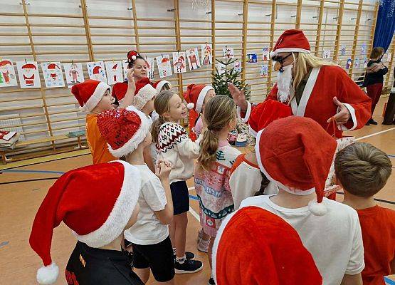 Grafika 8: Turniej Mikołajkowy dla uczniów klas I–III