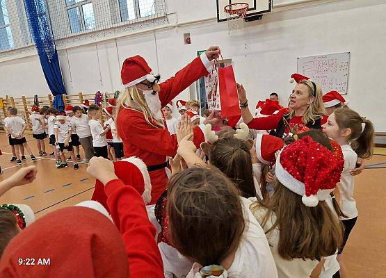 Grafika 14: Turniej Mikołajkowy dla uczniów klas I–III