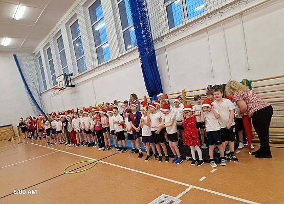 Grafika 15: Turniej Mikołajkowy dla uczniów klas I–III