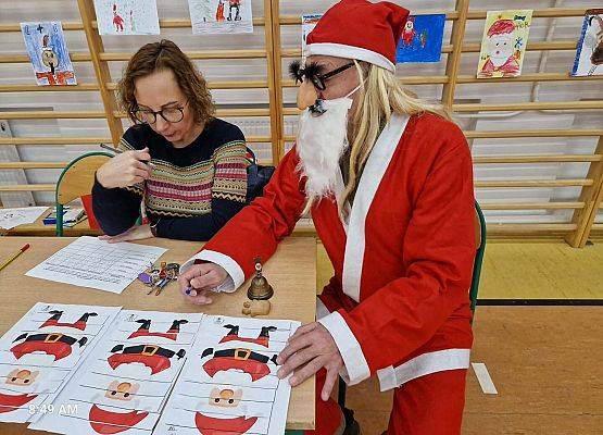 Grafika 36: Turniej Mikołajkowy dla uczniów klas I–III