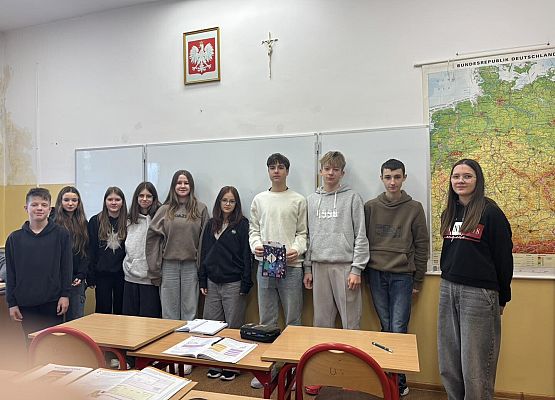 Grafika 16: Konkurs „Świąteczna Klasa” 