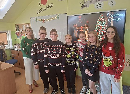 Grafika 4: Dzień Świątecznego Sweterka