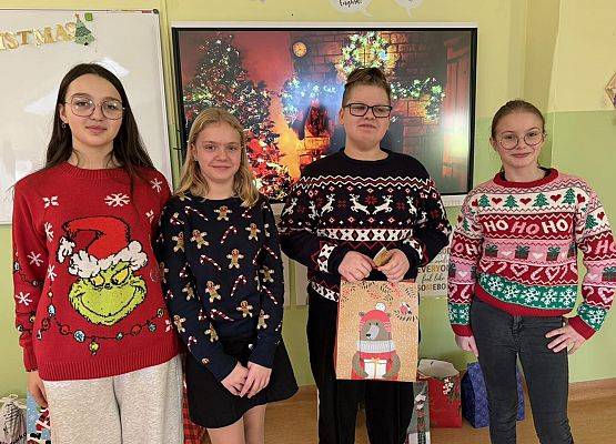 Grafika 36: Wigilie klasowe 2025