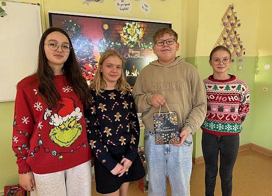 Grafika 47: Wigilie klasowe 2025