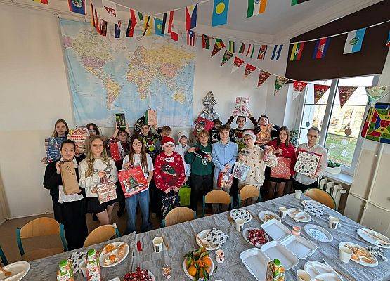 Grafika 52: Wigilie klasowe 2025