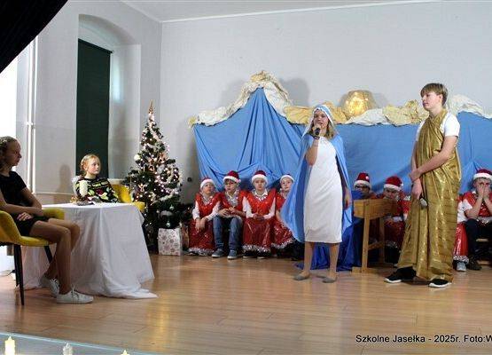 Grafika 15: Szkolne jasełka