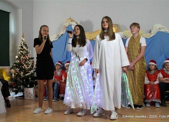 Grafika 17: Szkolne jasełka