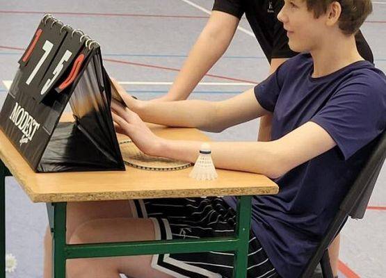 Grafika 4: Świetny występ naszych uczniów w Turnieju Badmintona o Puchar Dyrektora SP Łeba