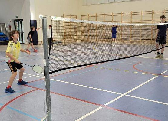 Grafika 11: Świetny występ naszych uczniów w Turnieju Badmintona o Puchar Dyrektora SP Łeba