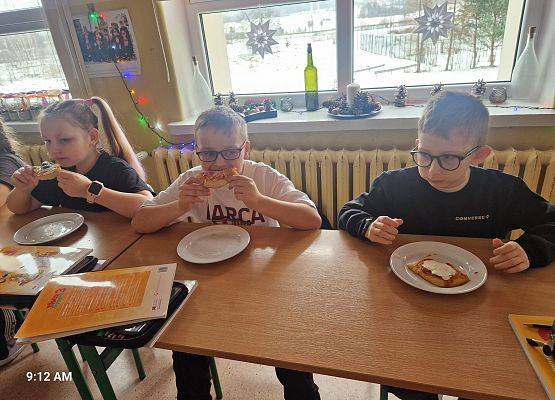 Grafika 6: Dzień Pizzy w klasach IIIA i IIIB