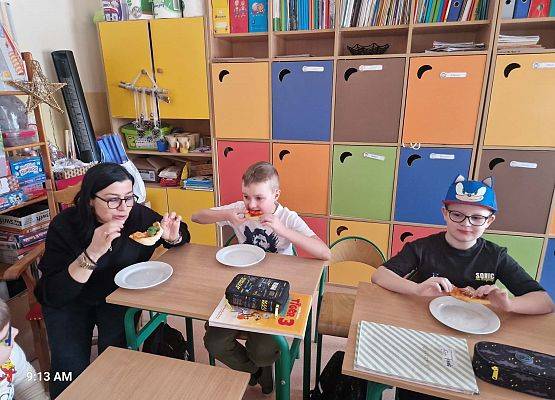 Grafika 12: Dzień Pizzy w klasach IIIA i IIIB